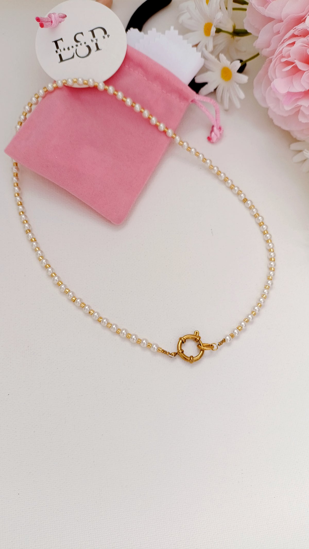 Collier en perles femme, collier perles nacrées femme, collier de créateur, bijoux fantaisie rodez, créateur de bijoux rodez, bijoux rodez, bijoux artisanal rodez, bijoux pas cher rodez