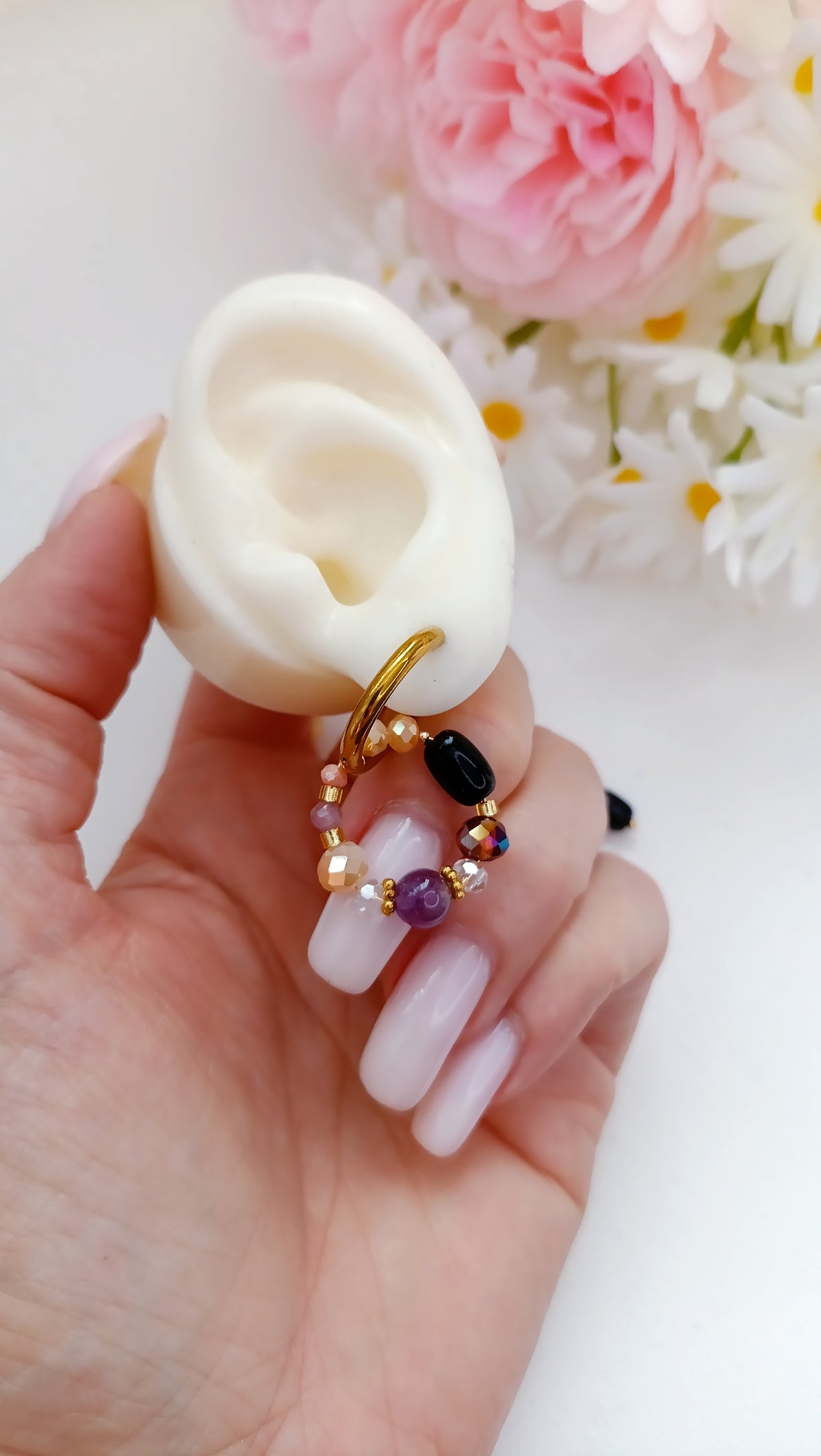 boucles d'oreilles femme, tourmaline, améthyste, boucles d'oreilles perles noires, collier fait main, artisanat français, bijoux de créateur, créatrice de bijoux français, boucles d'oreilles bohème perles noires
