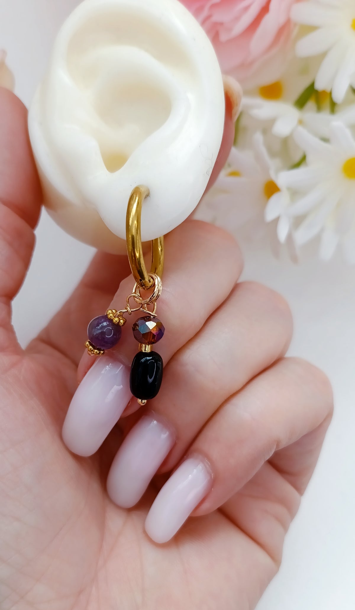 boucles d'oreilles femme, tourmaline, améthyste, boucles d'oreilles perles noires, collier fait main, artisanat français, bijoux de créateur, créatrice de bijoux français, boucles d'oreilles bohème perles noires